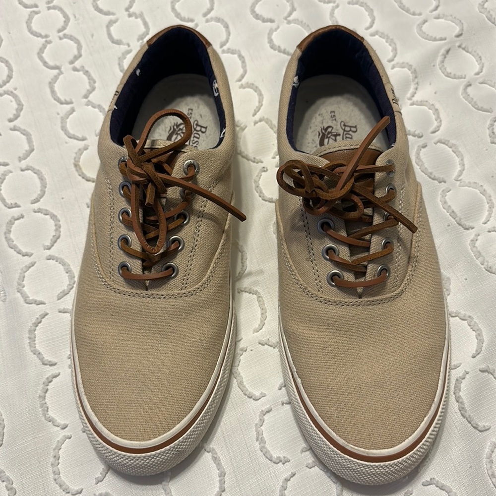 GH Bass and Co sneakers